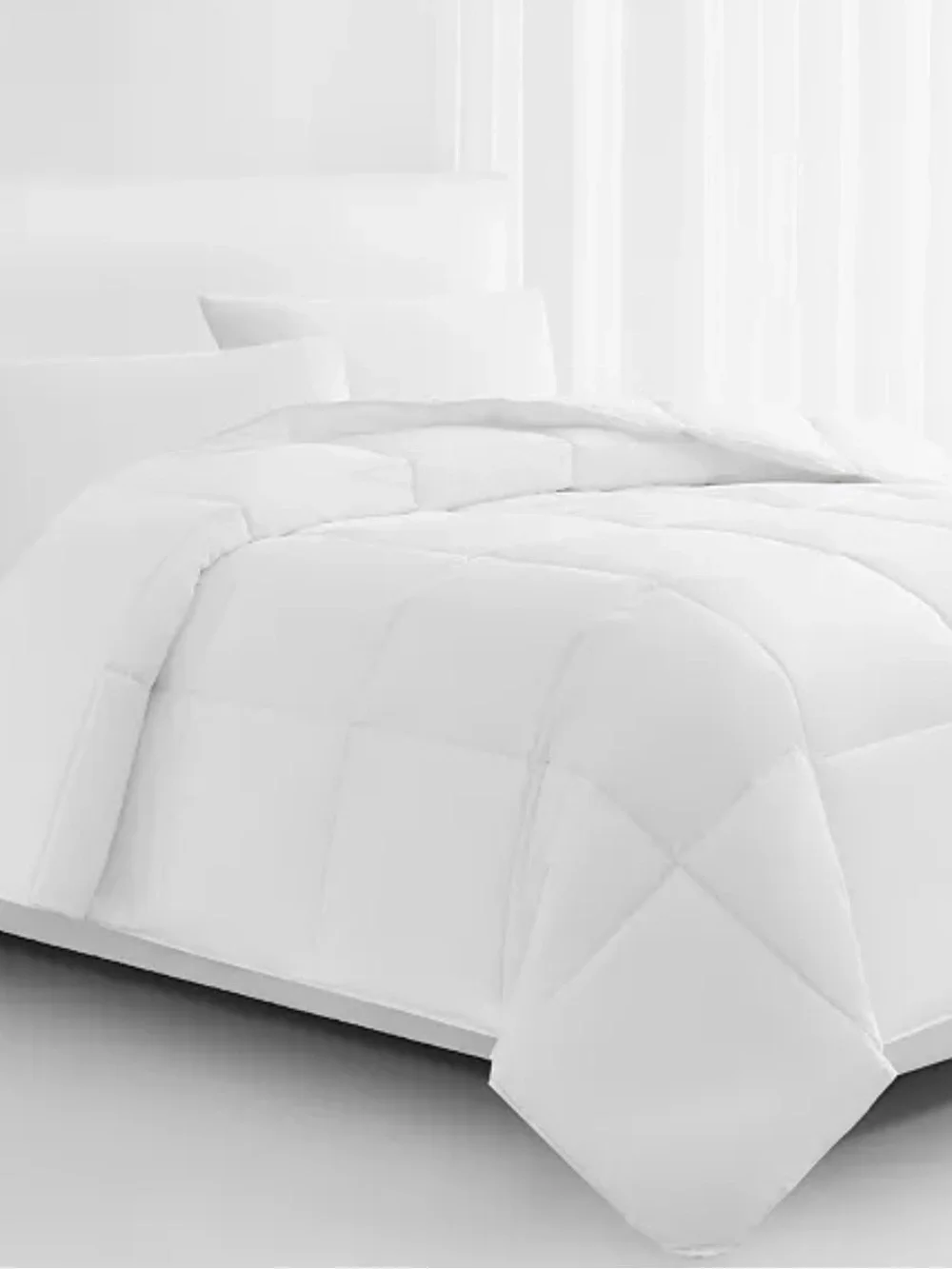 Ralph Lauren White Quilted Down-Alternative Comforter